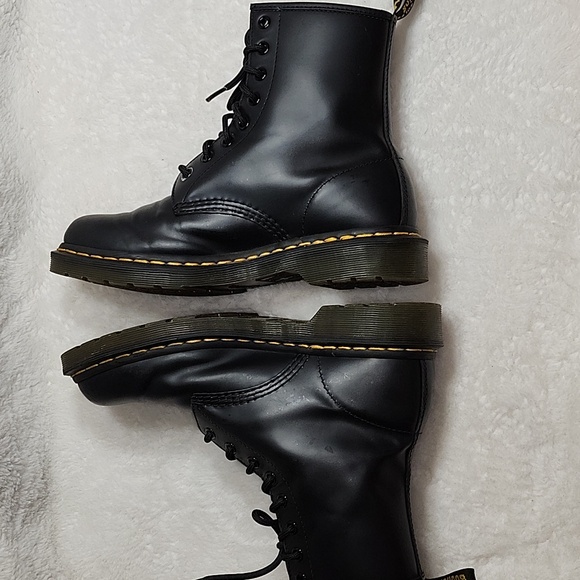 Dr. Martens 1460 Smooth Leather Lace Up Non Slip Chunky  Boots 8 - Picture 10 of 16